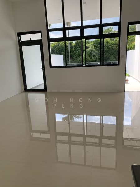 Sembawang hills estate, , 5 Bedrooms, 4,152 sqft, Terraced House For Rent, by Goh Hong Peng, 23454696 - PropertyGuru.com.sg