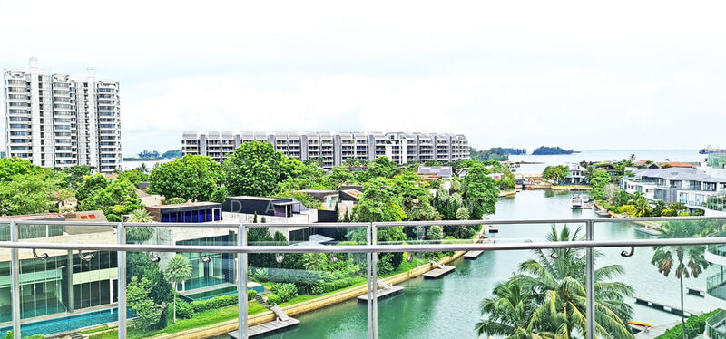 Waterway & Seaview, Pool view from the Balcony