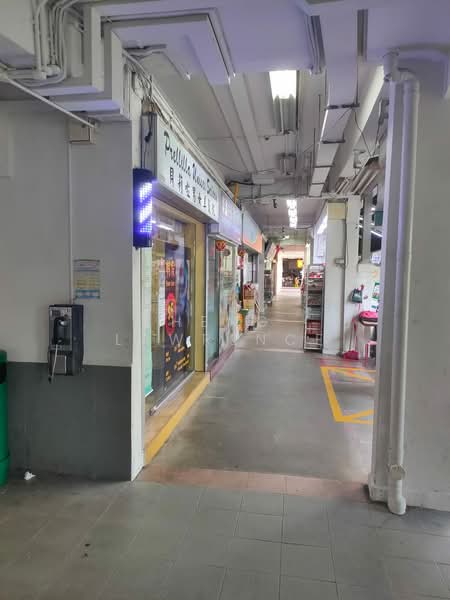 448 Ang Mo Kio Avenue 10, 448 Ang Mo Kio Avenue 10, 300 sqft, Shop / Shophouse For Rent, by Heng Lawrence, 23462544 - CommercialGuru.com.sg