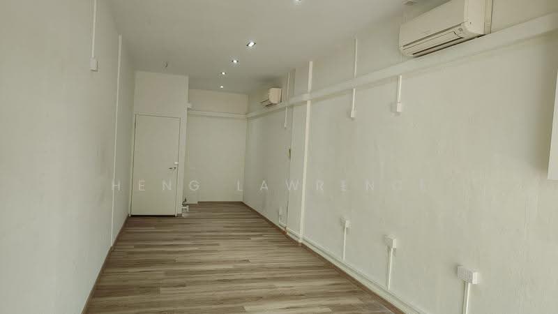 448 Ang Mo Kio Avenue 10, 448 Ang Mo Kio Avenue 10, Ang Mo Kio / Bishan / Thomson, 300 sqft, Shop / Shophouse For Rent, by Heng Lawrence, 23462544 - CommercialGuru.com.sg