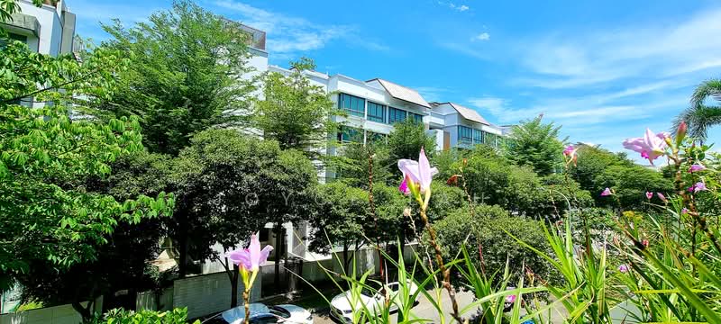 Gorgeous Hilltop Seaview,Pasir Panjang Hill 4 Storeys House!, Pasir Panjang Hill, West Coast, Haw Par Villa, 5 Bedrooms, 4,500 sqft, Terraced House For Rent, by Joyce Lau, 23462652 - PropertyGuru.com.sg