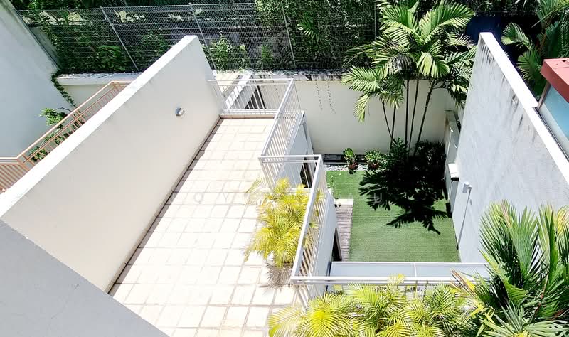 Gorgeous Hilltop Seaview,Pasir Panjang Hill 4 Storeys House!, Pasir Panjang Hill, West Coast, Haw Par Villa, 5 Bedrooms, 4,500 sqft, Terraced House For Rent, by Joyce Lau, 23462652 - PropertyGuru.com.sg