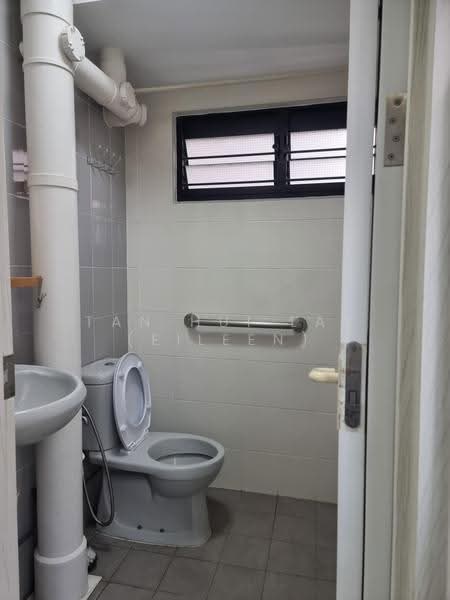 39 Bedok South Road, 39 Bedok South Road, Bedok / Upper East Coast, 2 Bedrooms, 721 sqft, HDB Flat For Rent, by Tan Hui Lay (Eileen), 23463082 - PropertyGuru.com.sg