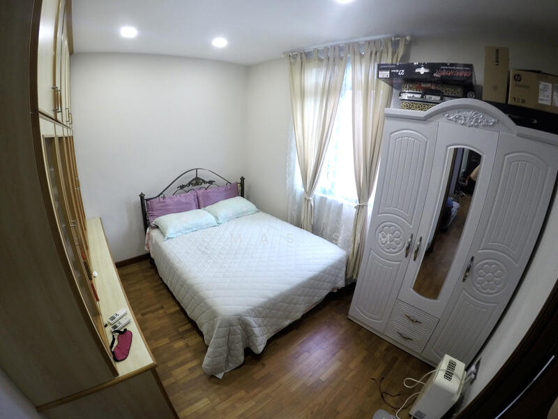 For Rent - Lakeside Grove