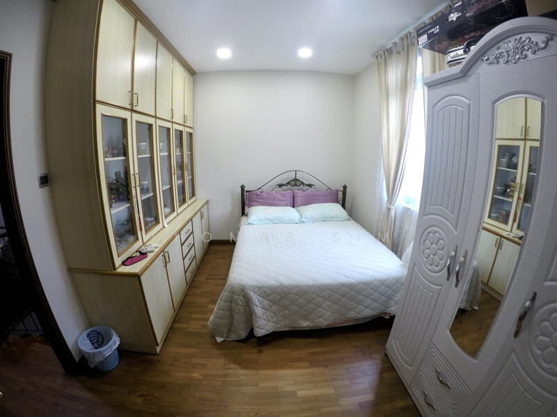 For Rent - Lakeside Grove