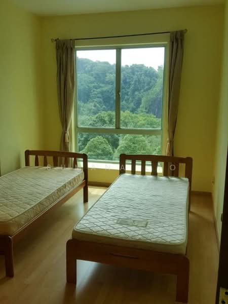 Guilin View, 24 Bukit Batok Street 52, 3 Bedrooms, 1,281 sqft, Condominium For Rent, by Sumana Lio, 23469870 - PropertyGuru.com.sg