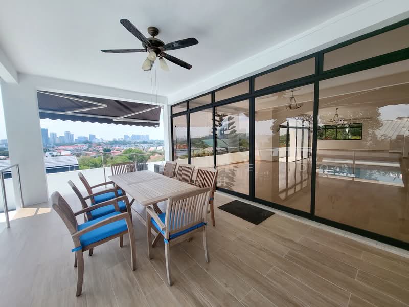 BUKIT TIMAH GOOD CLASS BUNGALOW with SPECTACULAR UNBLOCKED VIEW, Bukit Timah, 5 Bedrooms, 7,000 sqft, Good Class Bungalow For Rent, by Debbie Kate Loo 鲁美娟, 23470358 - PropertyGuru.com.sg