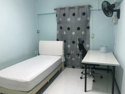 For Rent - 739 Yishun Avenue 5