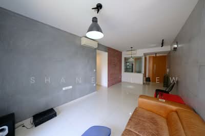 For Rent - Prive