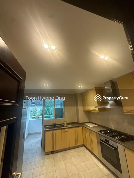 For Sale - 7 Draycott Drive