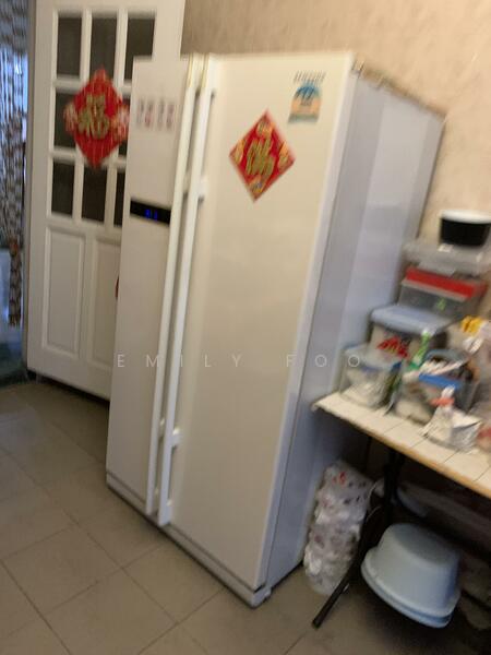 Eden Crest, 14 Eden Grove, Room Rental, 150 sqft, Terraced House For Rent, by Emily Foo, 23473826 - Kitchen - PropertyGuru.com.sg