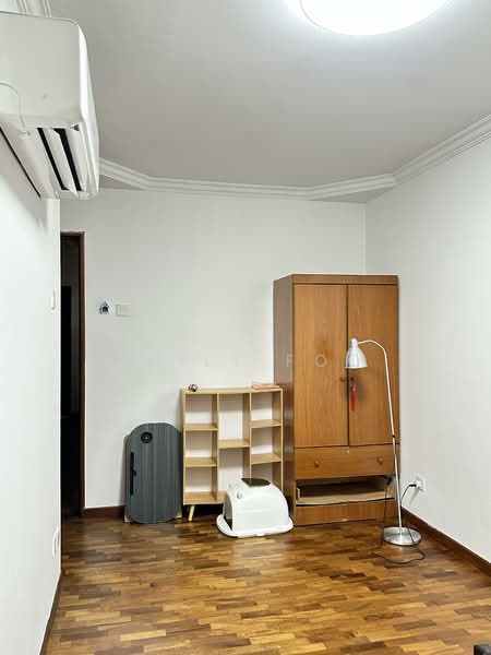 For Rent - Eden Crest