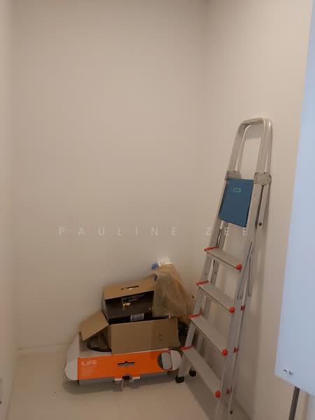 Scotts Square, 8 Scotts Road, 3 Bedrooms, 1,249 sqft, Apartment For Rent, by Pauline Zee, 23475143 - PropertyGuru.com.sg