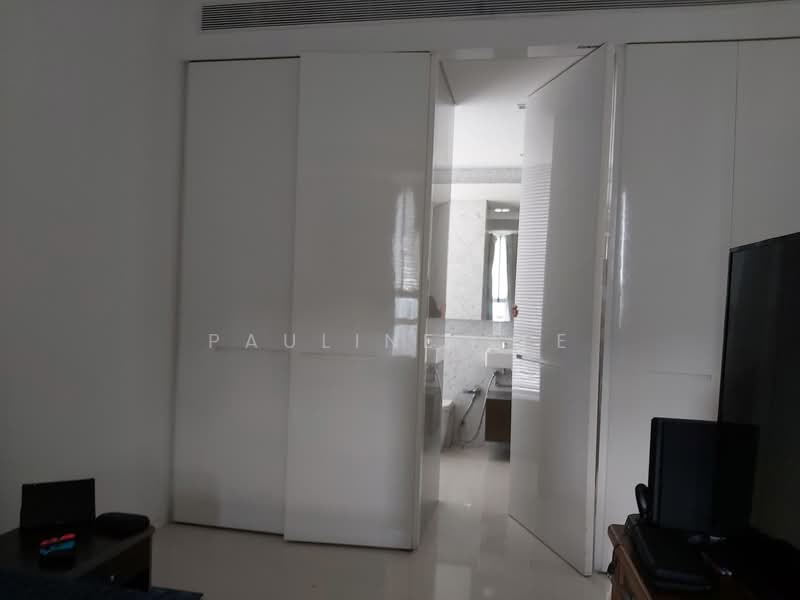 Scotts Square, 8 Scotts Road, 3 Bedrooms, 1,249 sqft, Apartment For Rent, by Pauline Zee, 23475143 - PropertyGuru.com.sg