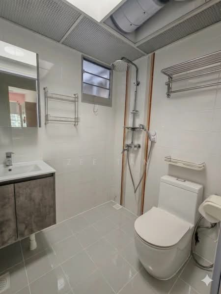 471A Upper Serangoon Crescent, 471A Upper Serangoon Crescent, 3 Bedrooms, 990 sqft, HDB Flat For Sale, by Zee Tan, 23477624 - PropertyGuru.com.sg
