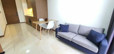 For Rent - Queens Peak