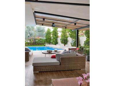 For Sale - BEAUTIFUL AND COSY ⭐️ ELEVATED DETACHED⭐️ CULDESAC ⭐️ LARGE PATIO ⭐️ A1 VIEW ☎️ PAM 90228600