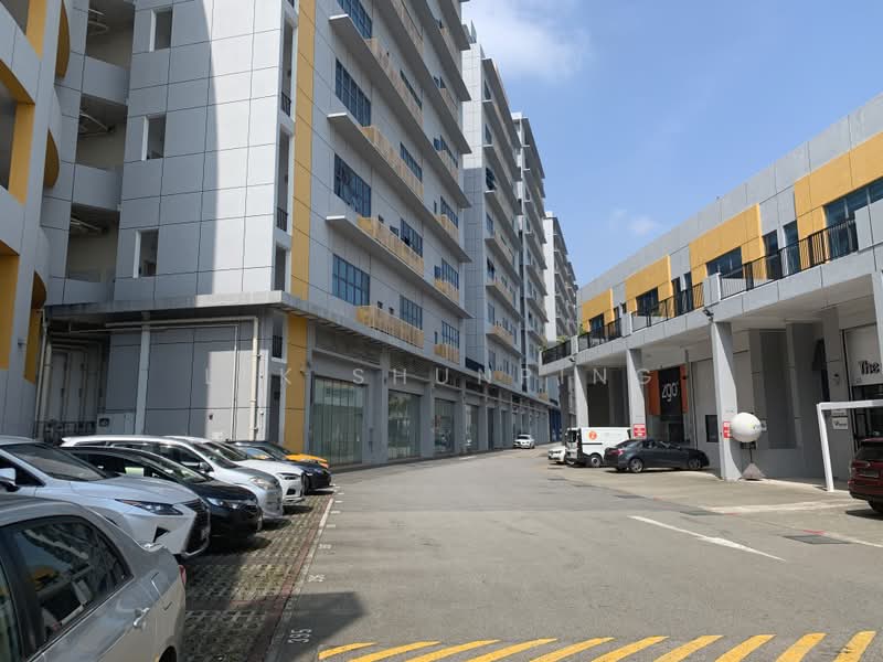 Tradehub 21, 18 Boon Lay Way, 2,120 sqft, Light Industrial (B1) For Rent, by Lek Shunping, 23479323 - CommercialGuru.com.sg