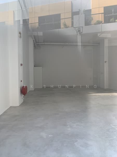 Tradehub 21, 18 Boon Lay Way, 2,120 sqft, Light Industrial (B1) For Rent, by Lek Shunping, 23479323 - CommercialGuru.com.sg