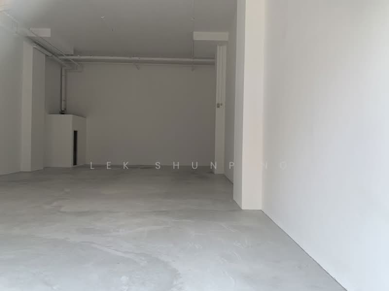 Tradehub 21, 18 Boon Lay Way, 2,120 sqft, Light Industrial (B1) For Rent, by Lek Shunping, 23479323 - CommercialGuru.com.sg
