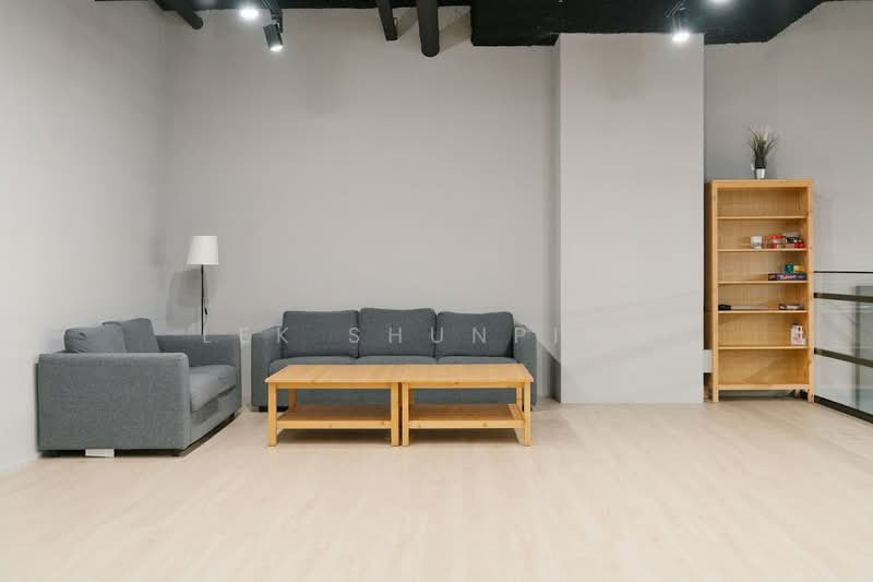 Tradehub 21, 18 Boon Lay Way, 2,120 sqft, Light Industrial (B1) For Rent, by Lek Shunping, 23479323 - CommercialGuru.com.sg