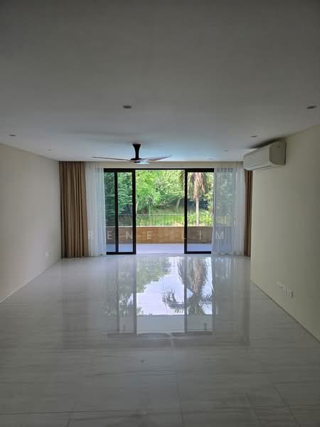 Garden Apartment, 25 Orange Grove Road, 4 Bedrooms, 2,475 sqft, Apartment For Rent, by Rene Lim, 23485389 - Spacious Living area - PropertyGuru.com.sg