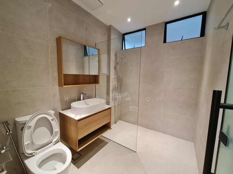 Spanish Village, 64 Farrer Road, 3 Bedrooms, 2,056 sqft, Condominium For Rent, by Hiroshi Oh, 23485494 - PropertyGuru.com.sg