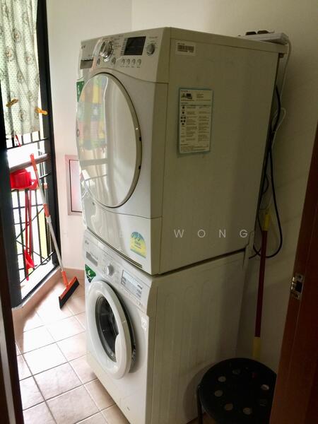 For Rent - Tropical Spring