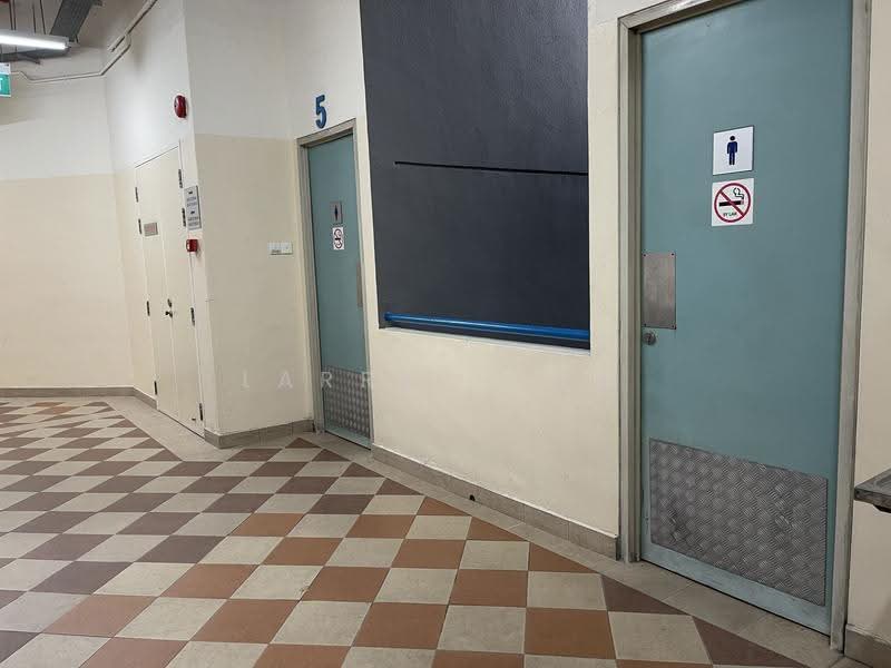 Ubi Centre, 57 Ubi Avenue 1, Eunos / Geylang / Paya Lebar, 1,550 sqft, Light Industrial (B1) For Rent, by Larry Yeow, 23490409 - CommercialGuru.com.sg