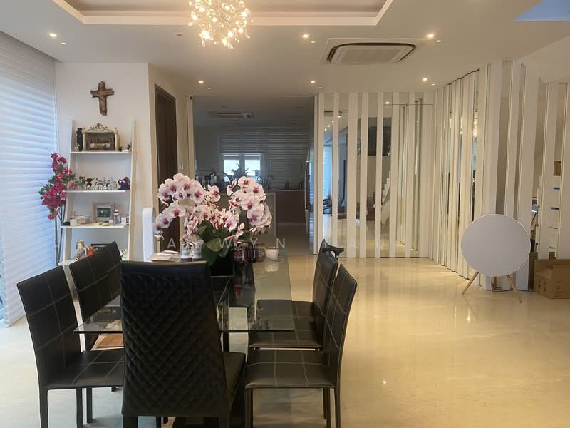 Huge Living Space