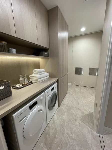 For Sale - Park Nova