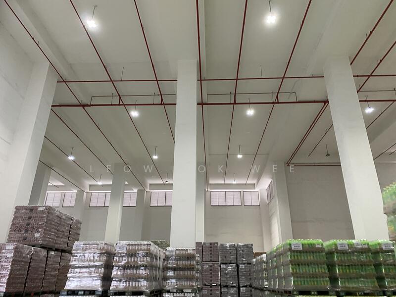 12.5m high 1000 pallet with racking / bare food distribution logistic warehouse @ Senoko way, Senoko way, 15,000 sqft, Warehouse For Rent, by Leow Kok Wee, 23494237 - CommercialGuru.com.sg