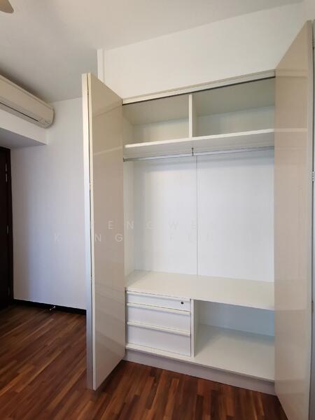 2nd Bedroom closet space