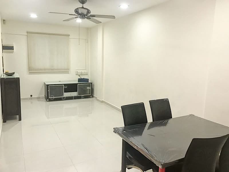 631 Bedok Reservoir Road, 631 Bedok Reservoir Road, 2 Bedrooms, 721 sqft, HDB Flat For Rent, by Eddie Tork 戴先生, 23495888 - PropertyGuru.com.sg