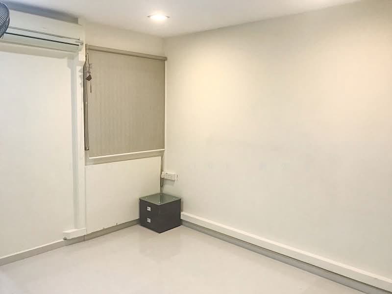631 Bedok Reservoir Road, 631 Bedok Reservoir Road, 2 Bedrooms, 721 sqft, HDB Flat For Rent, by Eddie Tork 戴先生, 23495888 - PropertyGuru.com.sg