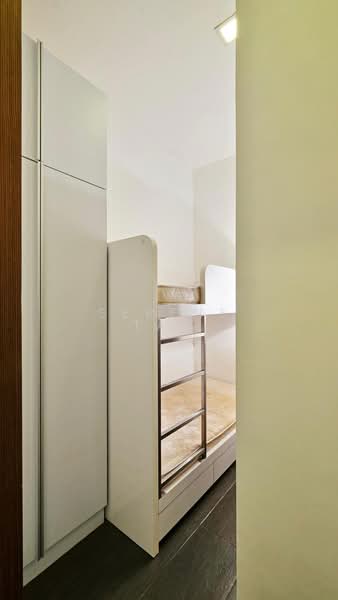 Mount Rosie Terrace, Goldhill Ave, 5 Bedrooms, 4,500 sqft, Corner Terrace For Rent, by Serene Tan, 23500537 - PropertyGuru.com.sg