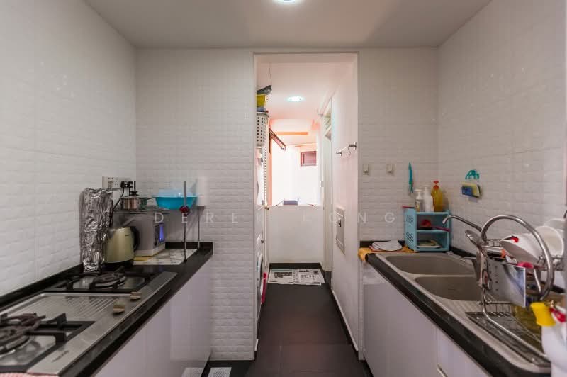 Seasons View, 7 Pemimpin Drive, 2 Bedrooms, 969 sqft, Condominium For Rent, by Derek Kong, 23500983 - PropertyGuru.com.sg