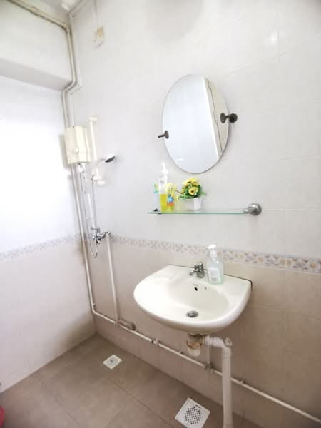 692B Choa Chu Kang Crescent, 692B Choa Chu Kang Crescent, 3 Bedrooms, 980 sqft, HDB Flat For Sale, by Kelvin Koh, 23502139 - PropertyGuru.com.sg
