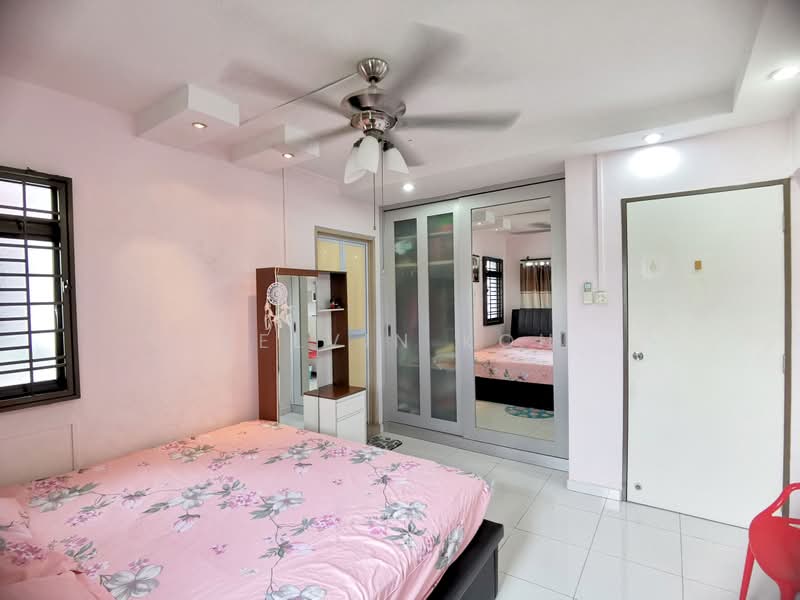 692B Choa Chu Kang Crescent, 692B Choa Chu Kang Crescent, 3 Bedrooms, 980 sqft, HDB Flat For Sale, by Kelvin Koh, 23502139 - PropertyGuru.com.sg