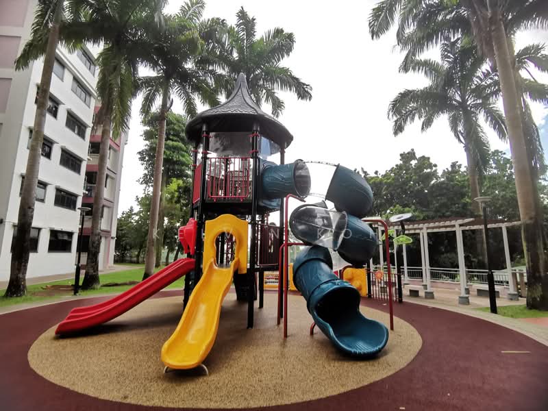 692B Choa Chu Kang Crescent, 692B Choa Chu Kang Crescent, 3 Bedrooms, 980 sqft, HDB Flat For Sale, by Kelvin Koh, 23502139 - PropertyGuru.com.sg