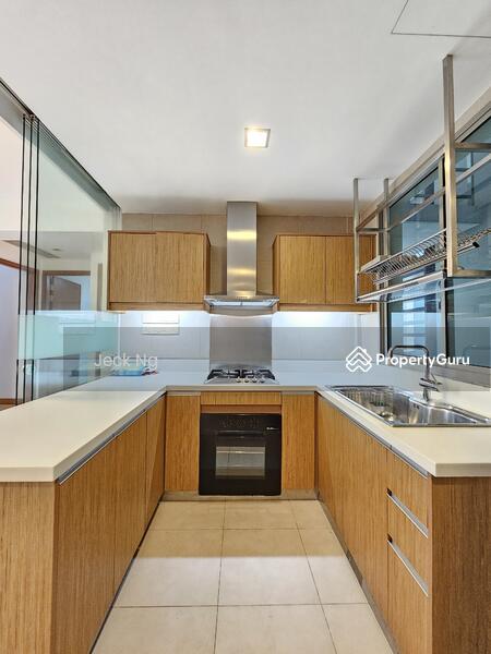 For Rent - The Berth by the Cove