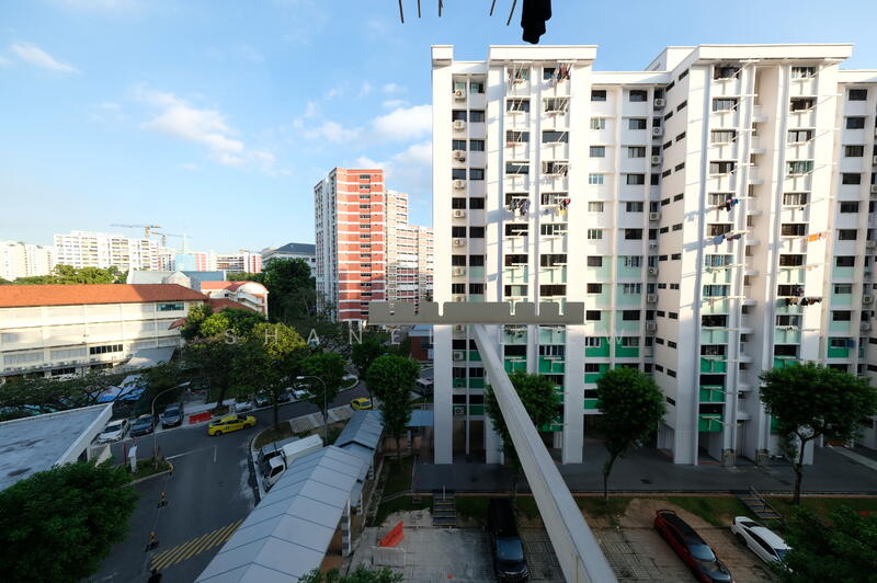 401 Hougang Avenue 10, 401 Hougang Avenue 10, 2 Bedrooms, 699 sqft, HDB Flat For Rent, by Shanel Liew, 23502814 - PropertyGuru.com.sg