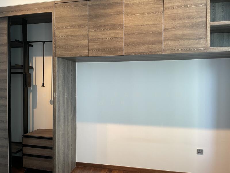 Wardrobe and storage in the master 