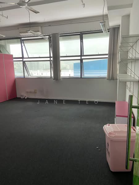 Woodlands Bizhub, 190 Woodlands Industrial Park E5, Sembawang / Yishun, 1,205 sqft, Light Industrial (B1) For Rent, by Jane Teo, 23505825 - CommercialGuru.com.sg