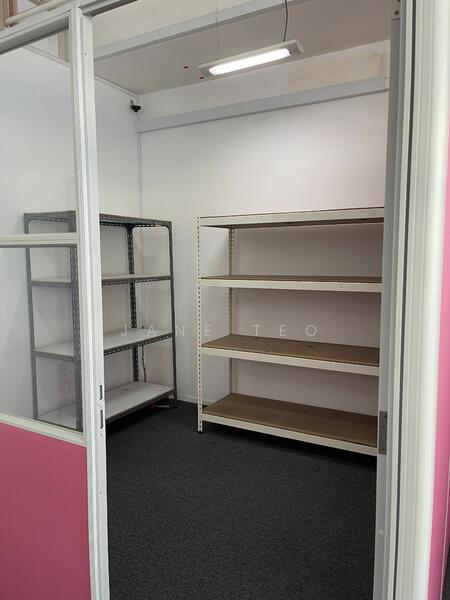 Woodlands Bizhub, 190 Woodlands Industrial Park E5, Sembawang / Yishun, 1,205 sqft, Light Industrial (B1) For Rent, by Jane Teo, 23505825 - CommercialGuru.com.sg