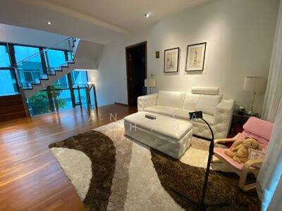 For Sale - Bungalow! Ponggol Seventeenth Avenue Bungalow for Sale! 3 mins to LRT!