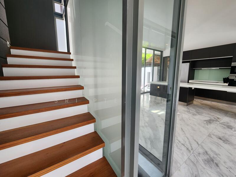 For Rent - Bungalow off Bukit Timah Road