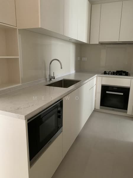 The Crest, 109 Prince Charles Crescent, 4 Bedrooms, 1,701 sqft, Condominium For Rent, by Meg Wong, 23511940 - PropertyGuru.com.sg