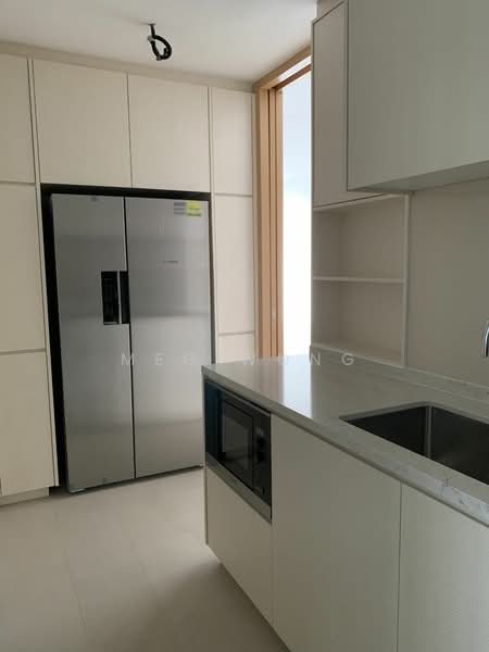 The Crest, 109 Prince Charles Crescent, 4 Bedrooms, 1,701 sqft, Condominium For Rent, by Meg Wong, 23511940 - PropertyGuru.com.sg