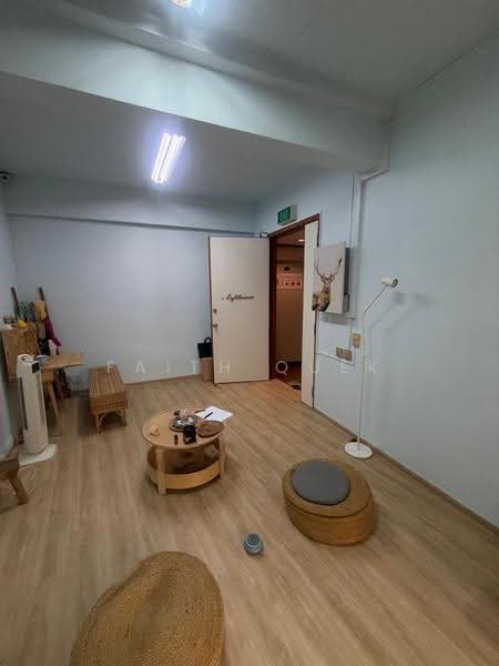 The Sunflower, 10 Lorong 28 Geylang, Eunos / Geylang / Paya Lebar, 280 sqft, Office For Rent, by Faith Quek, 23513905 - Interior - CommercialGuru.com.sg